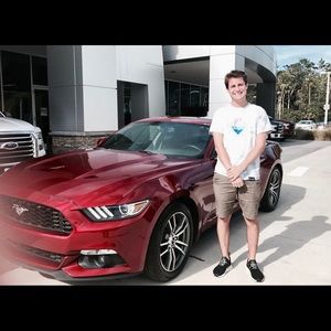 Meet your Posher, Rhett